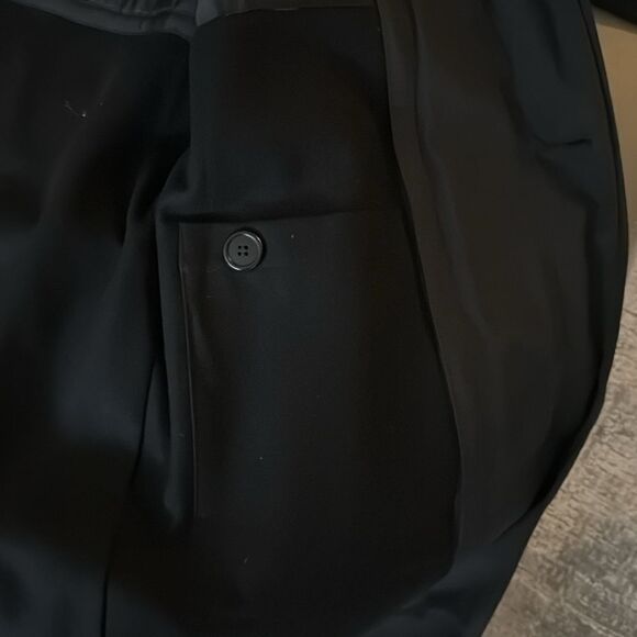 DKNY Mens Black Storm Coat with Zip Out Wool Lining & Many Pockets. Size 42R. - Picture 8 of 12